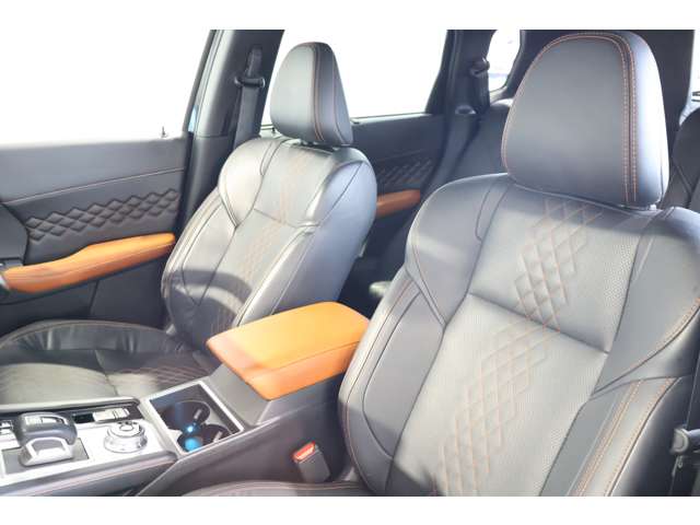 Mitsubishi Outlander 6