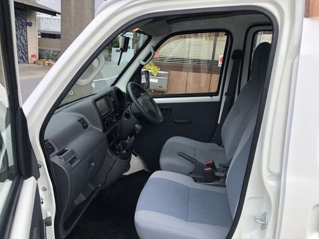 Daihatsu Hijet Cargo 2