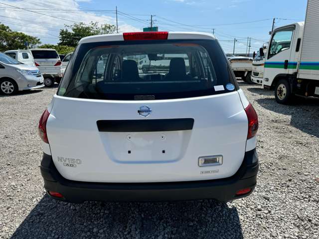 Nissan NV150 AD 6