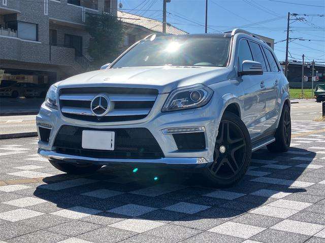 Mercedes-Benz GL-Class 12