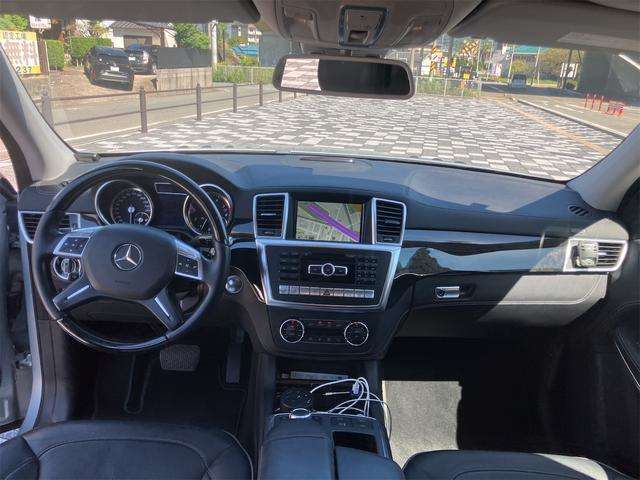 Mercedes-Benz GL-Class 2