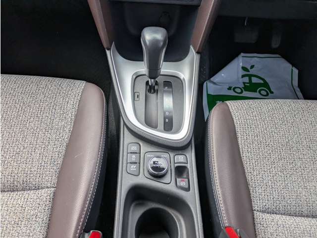 Toyota Yaris Cross 12