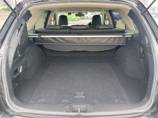 Subaru Legacy Outback 12