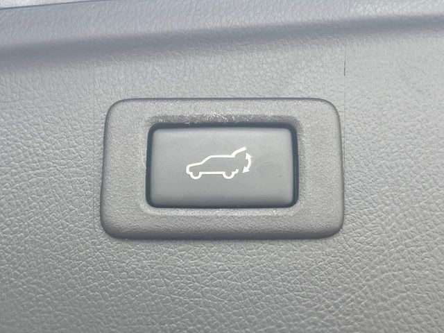 Subaru Legacy Outback 7