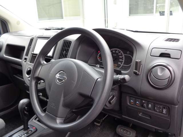 Nissan NV150 AD 10