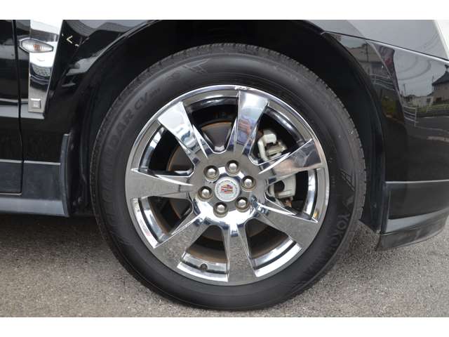 Cadillac SRXCrossover 4