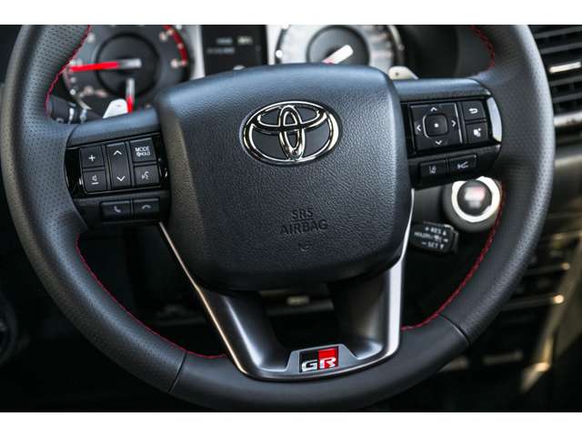 Toyota Hilux 12