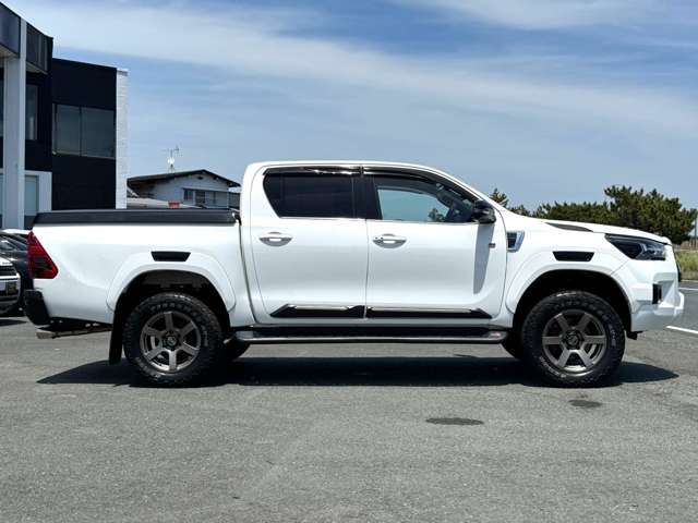 Toyota Hilux 3