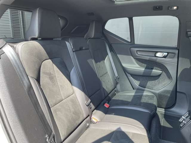 Volvo XC40 12