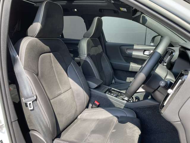 Volvo XC40 6