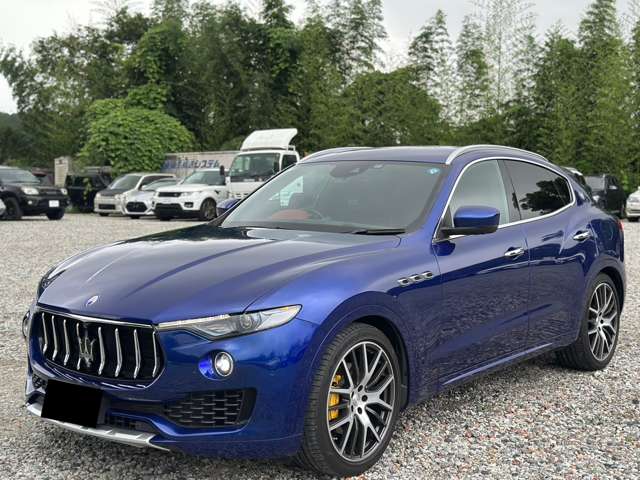 Maserati Levante 3
