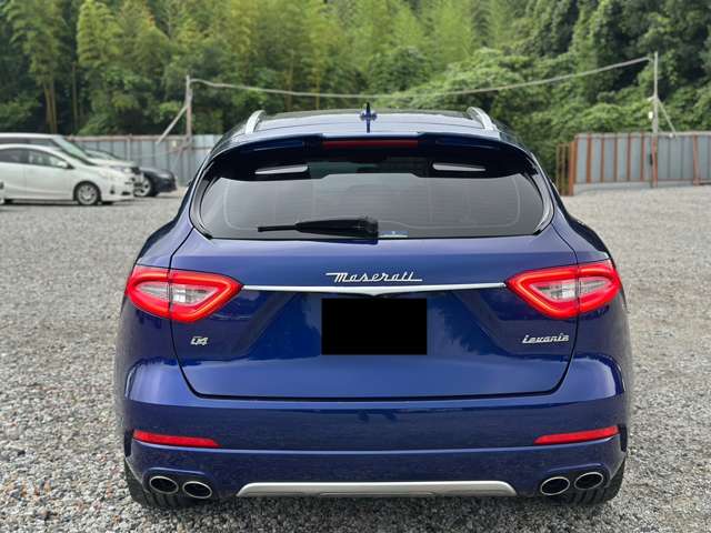 Maserati Levante 6