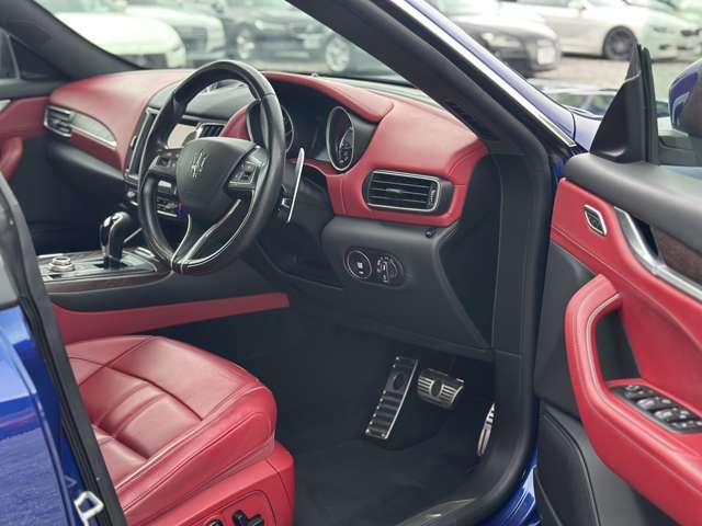 Maserati Levante 9