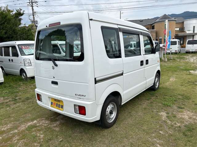 Suzuki Every 8