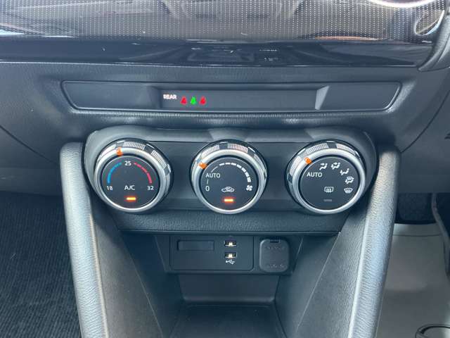 Mazda CX-3 9
