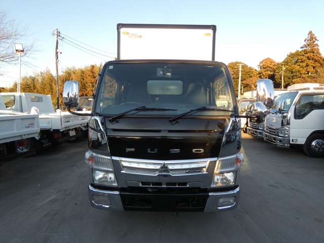 Mitsubishi Fuso Canter 4