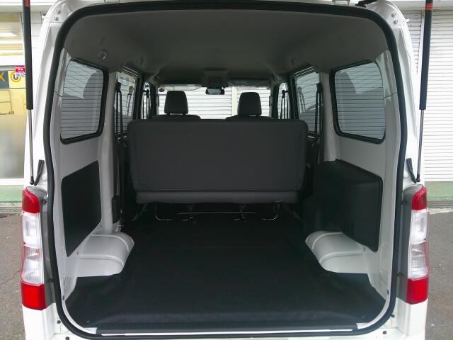Toyota Town Ace Van 12