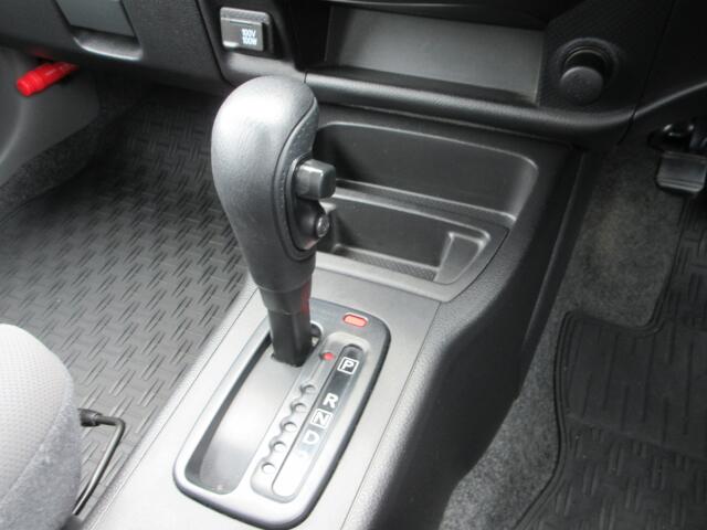 Nissan NV150 AD 12