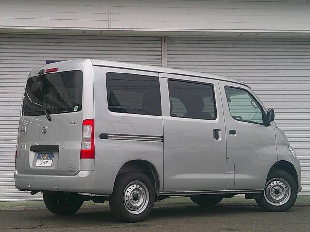 Toyota Town Ace Van 3