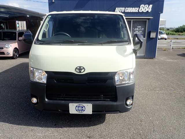 Toyota Hiace Van 2