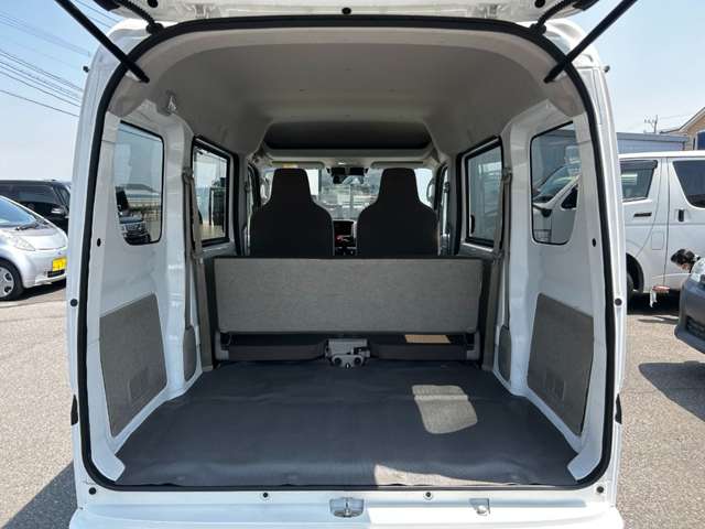 Suzuki Every 8