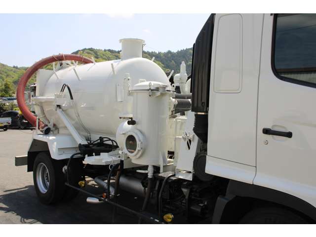 Hino Ranger 12