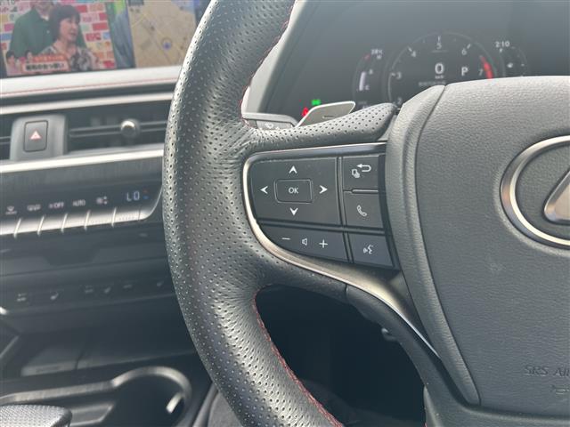 Lexus UX 3