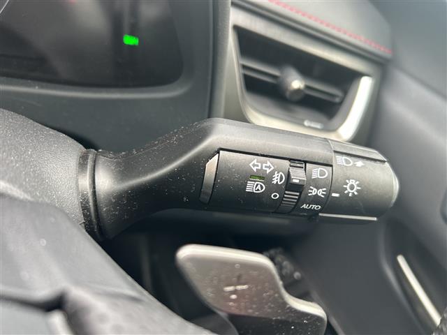 Lexus UX 6