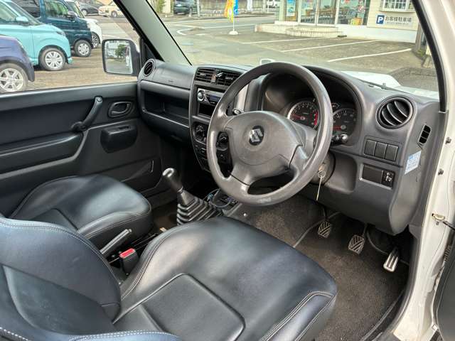 Suzuki Jimny 9