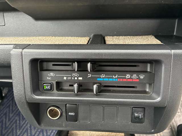 Toyota Pixis Truck 11