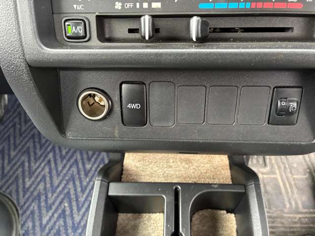 Toyota Pixis Truck 12