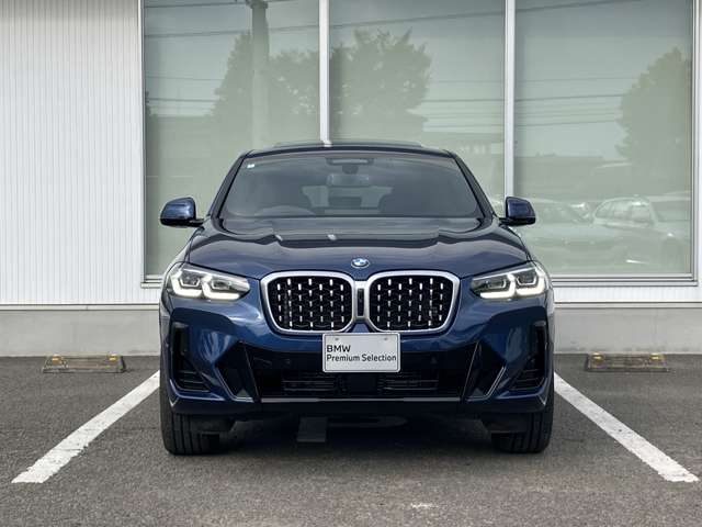 BMW X4 8