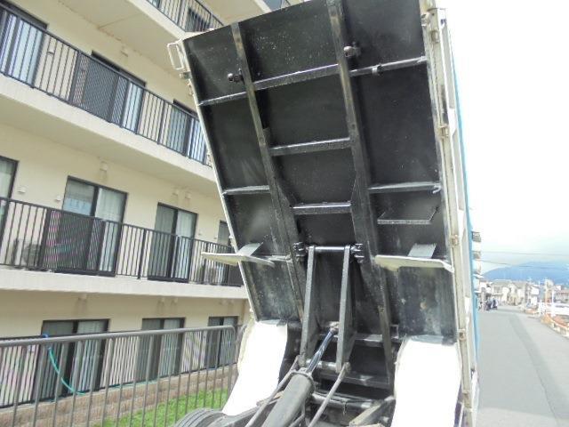 Mitsubishi Fuso Canter 12