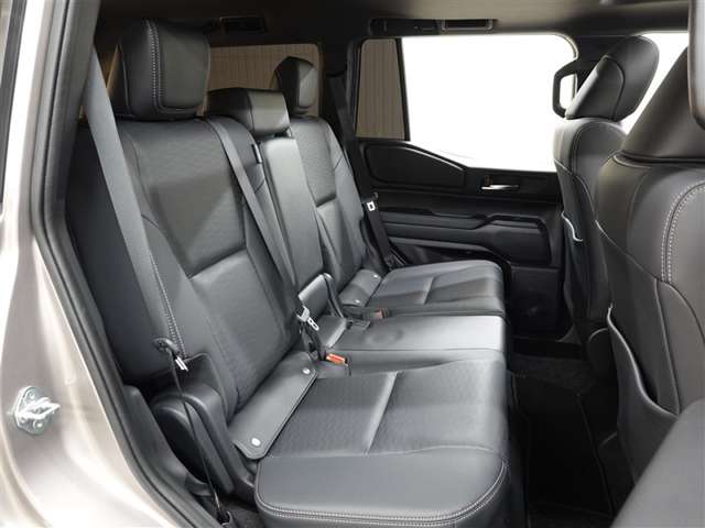 Toyota Land Cruiser 250 9