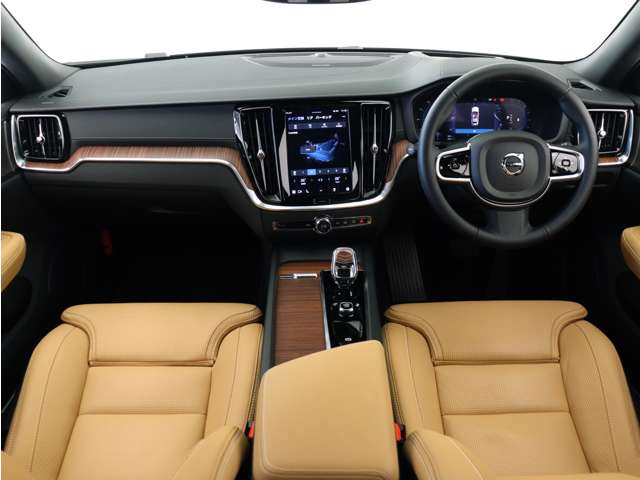 Volvo V60 Cross Country 4