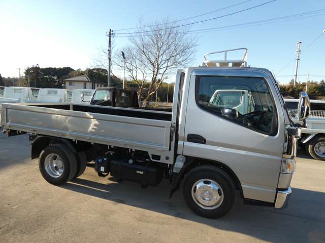 Mitsubishi Fuso Canter 5