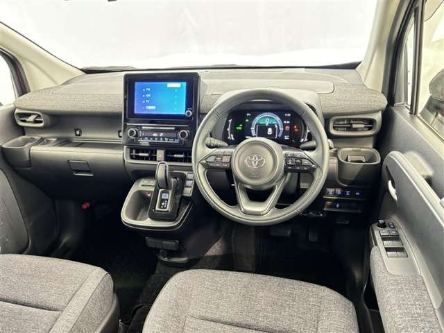 Toyota Sienta 10