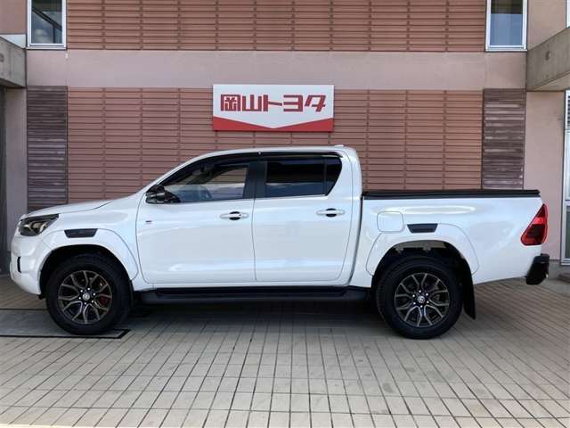 Toyota Hilux 6