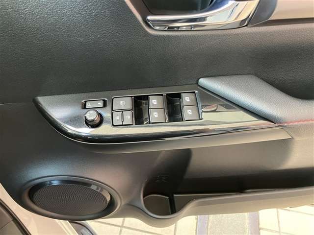 Toyota Hilux 9