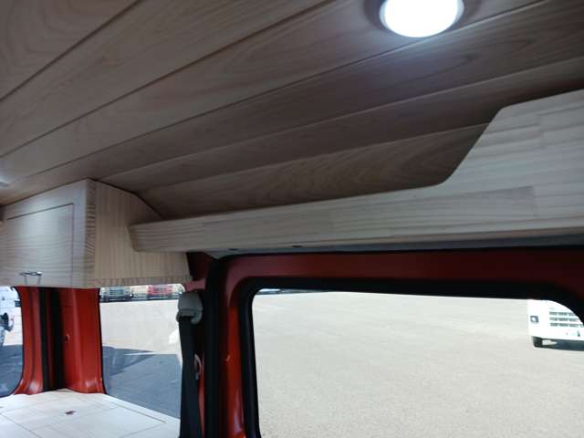 Daihatsu Hijet Cargo 10