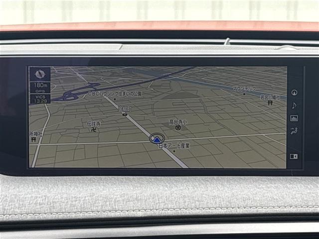 Lexus UX 4