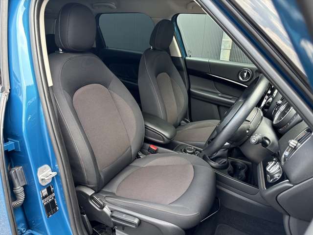 MINI Crossover 8