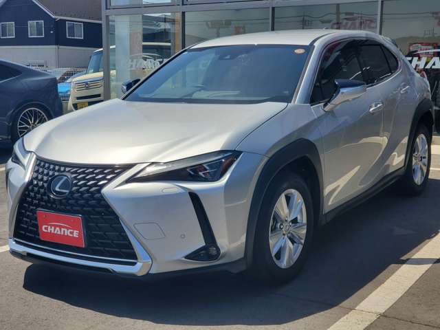 Lexus UX 5