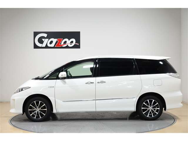 Toyota Estima Hybrid 3