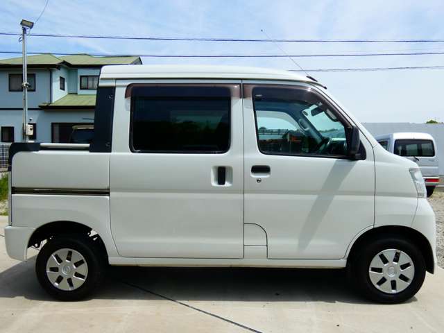 Daihatsu Hijet Deck Van 12