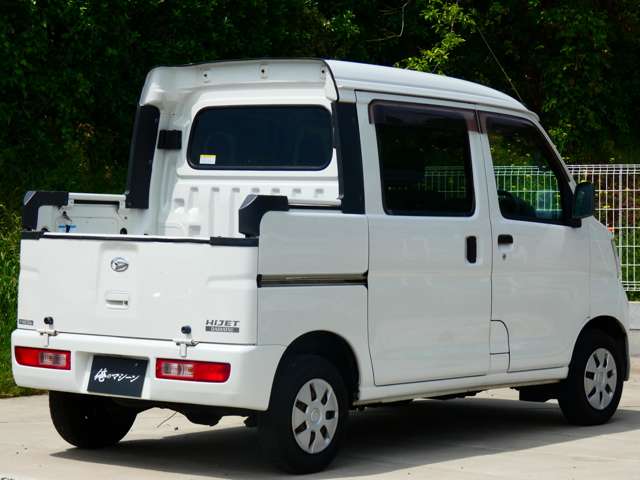 Daihatsu Hijet Deck Van 9