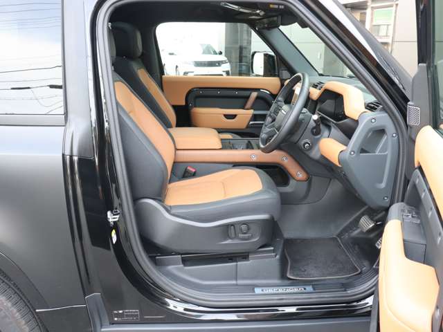 Land Rover Defender 11