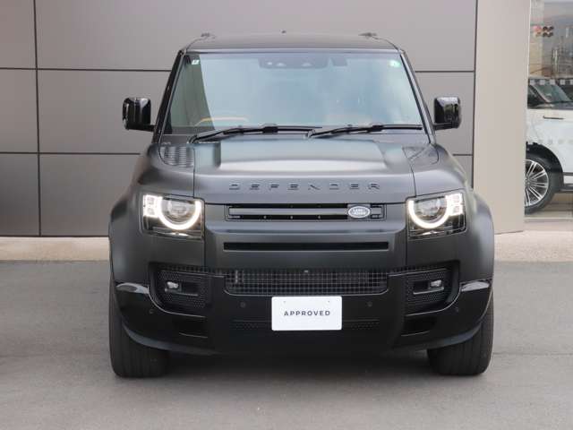 Land Rover Defender 2