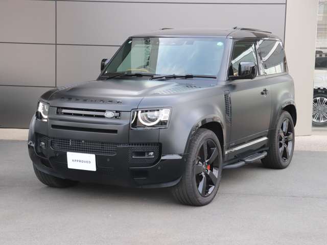 Land Rover Defender 3