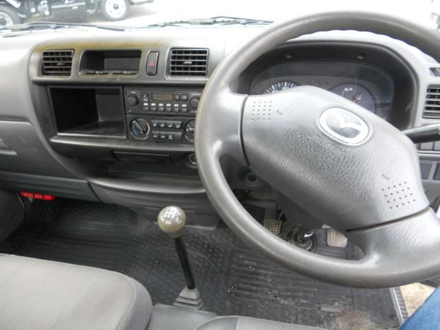 Mazda Bongo Truck 8